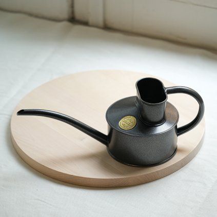 01 tokyo tools haws konvička 0,7l graphite