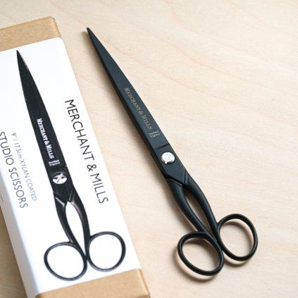 01 tokyo tools merchan and mills nůžky na papír