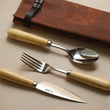 01 tokyo tools pallarés kempingová sada